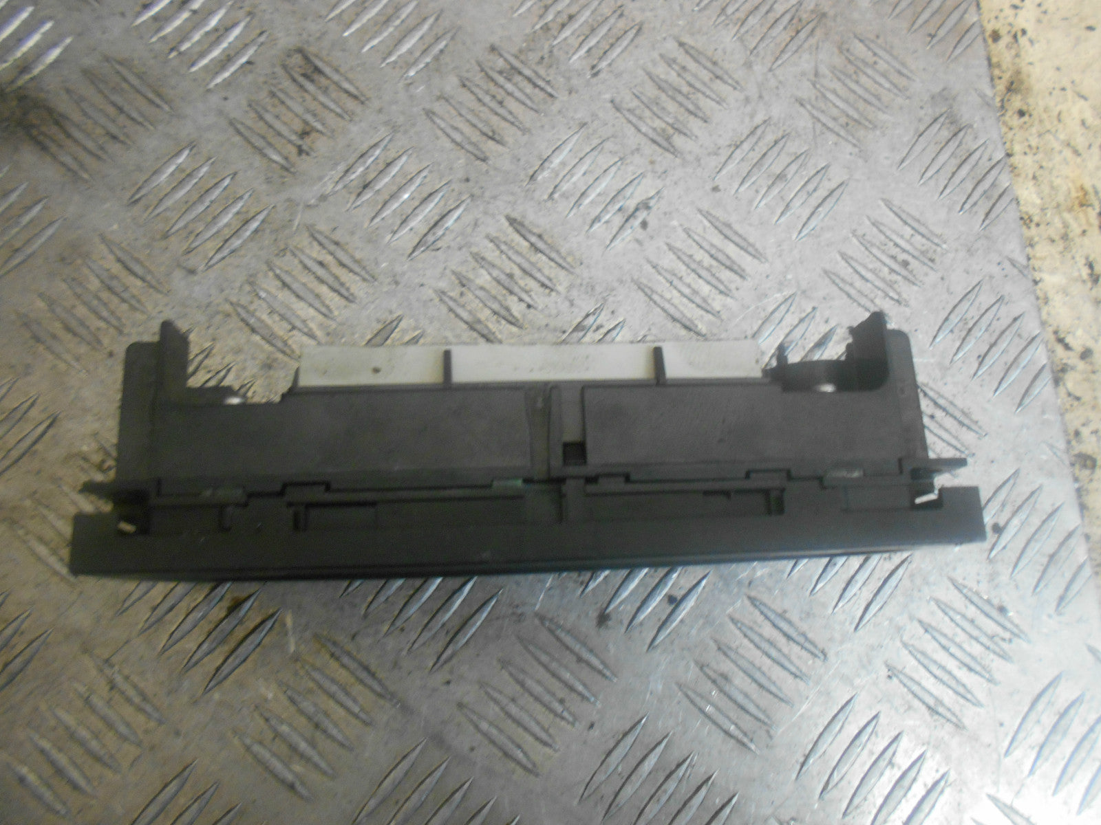 AUDI A4 8D 2000 AVANT CLIMATRONIC HEATER CONTROL UNIT