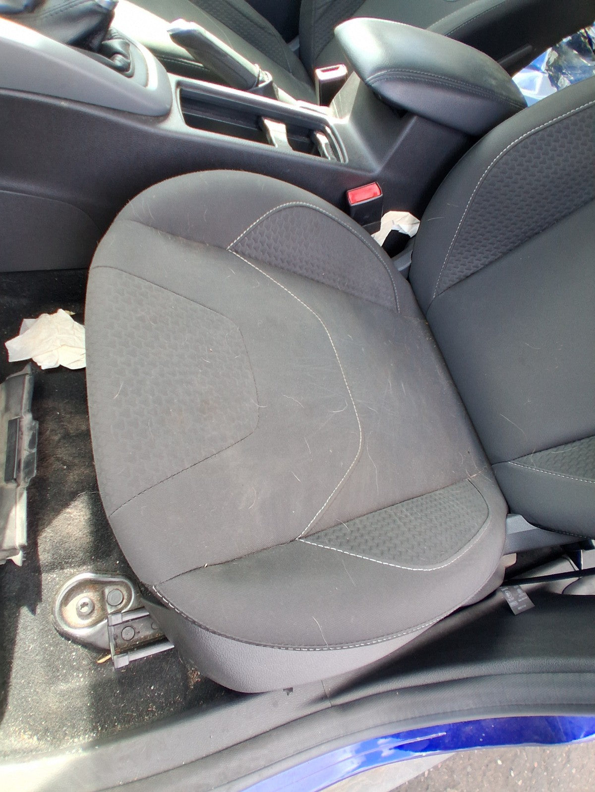 2015 FORD FOCUS MK3 HATCHBACK NSF PASSENGER SIDE FRONT COMPLETE SEAT FABRIC