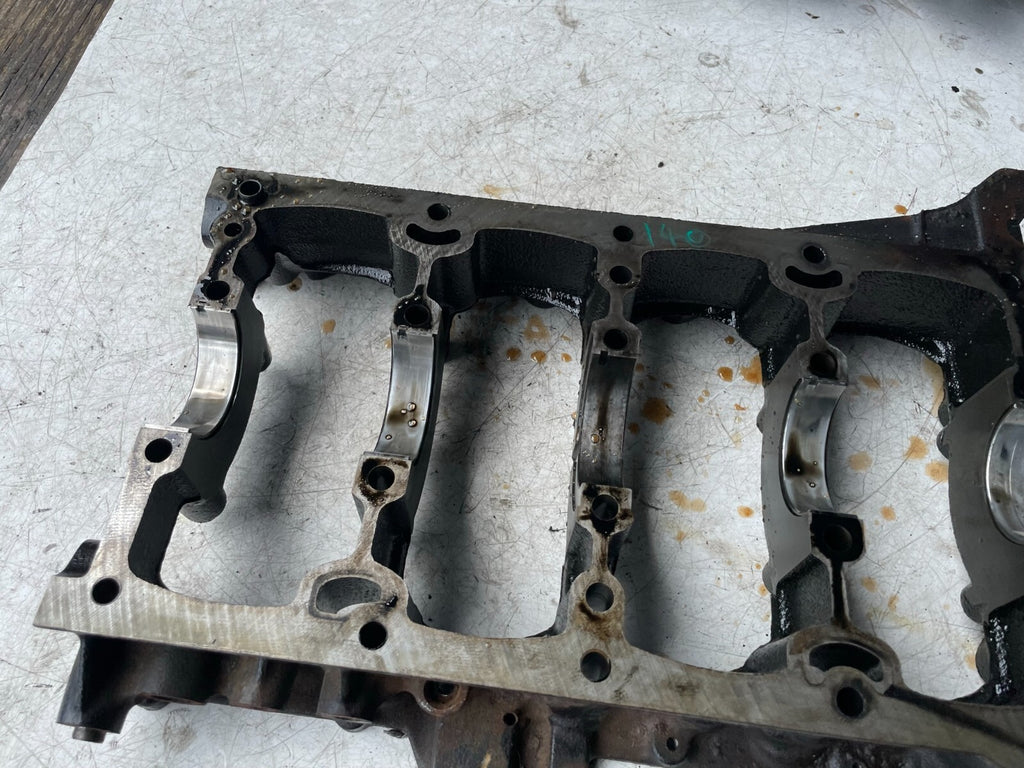 2015 HYUNDAI I40 1.7 DIESEL D4FD H ENGINE CRANKSHAFT HOUSING CASING CRANK SHAFT