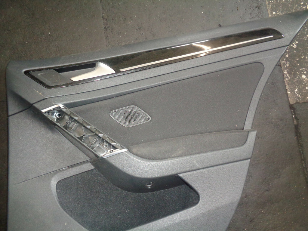 2019 VW VOLKSWAGEN GOLF MK7 MK7.5 OSR DRIVER SIDE REAR DOOR CARD 5G6867212