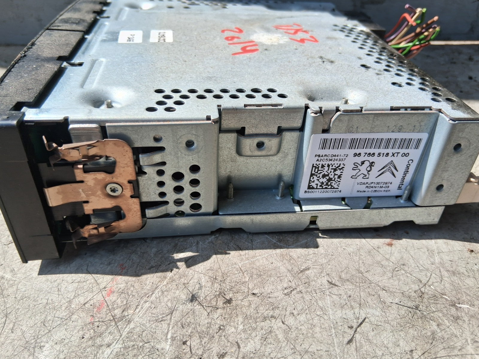 2011 CITROEN DS3 STEREO RADIO CD PLAYER HEAD UNIT 96766518XT