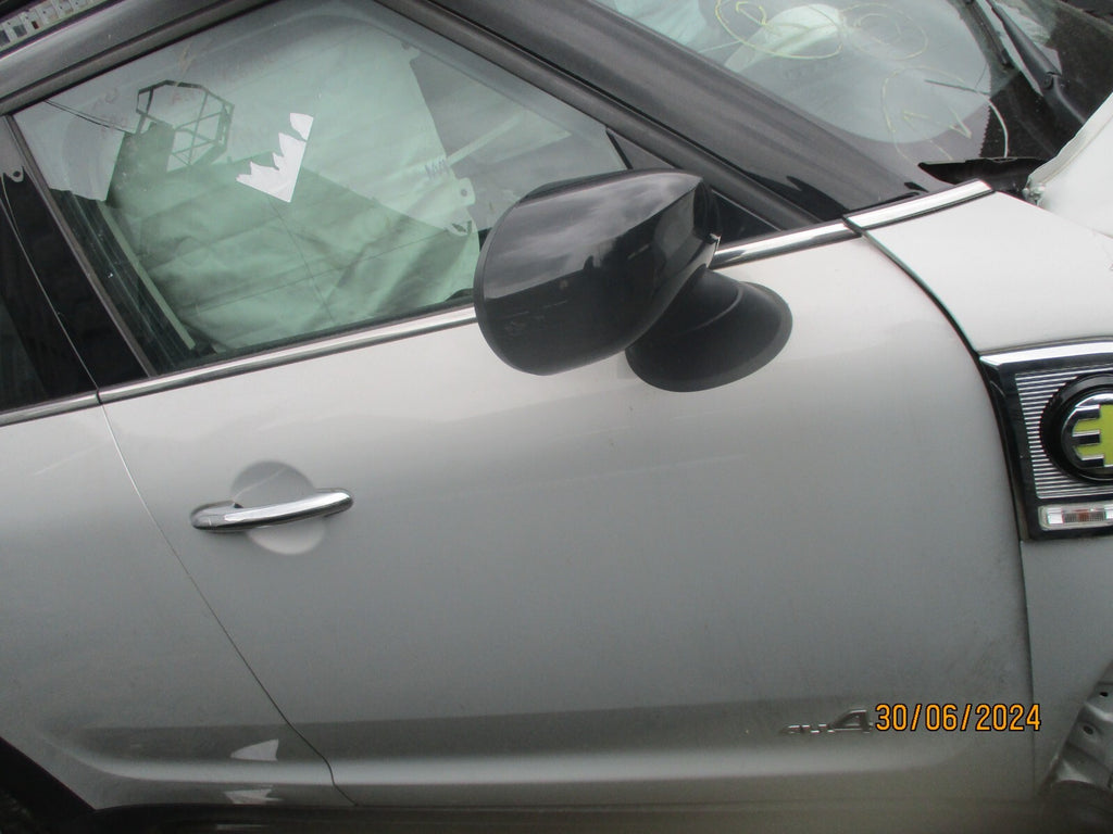 BMW MINI COUNTRYMAN F60 2021 OS DRIVER SIDE FRONT BARE DOOR WHITE SILVER A62
