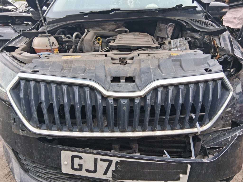 2020 SKODA FABIA MK3 NJ FRONT BUMPER RADIATOR GRILLE CHROME GRILL