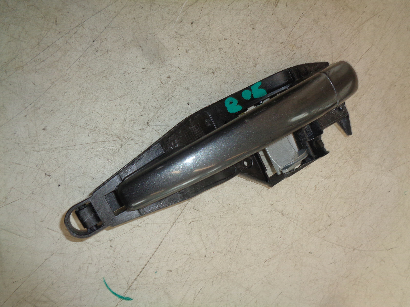 PEUGEOT 208 2014 OSR DRIVER SIDE REAR EXTERIOR DOOR HANDLE 9672961080