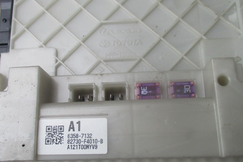TOYOTA CHR CLIMATE CONTROL UNIT PP-TD30