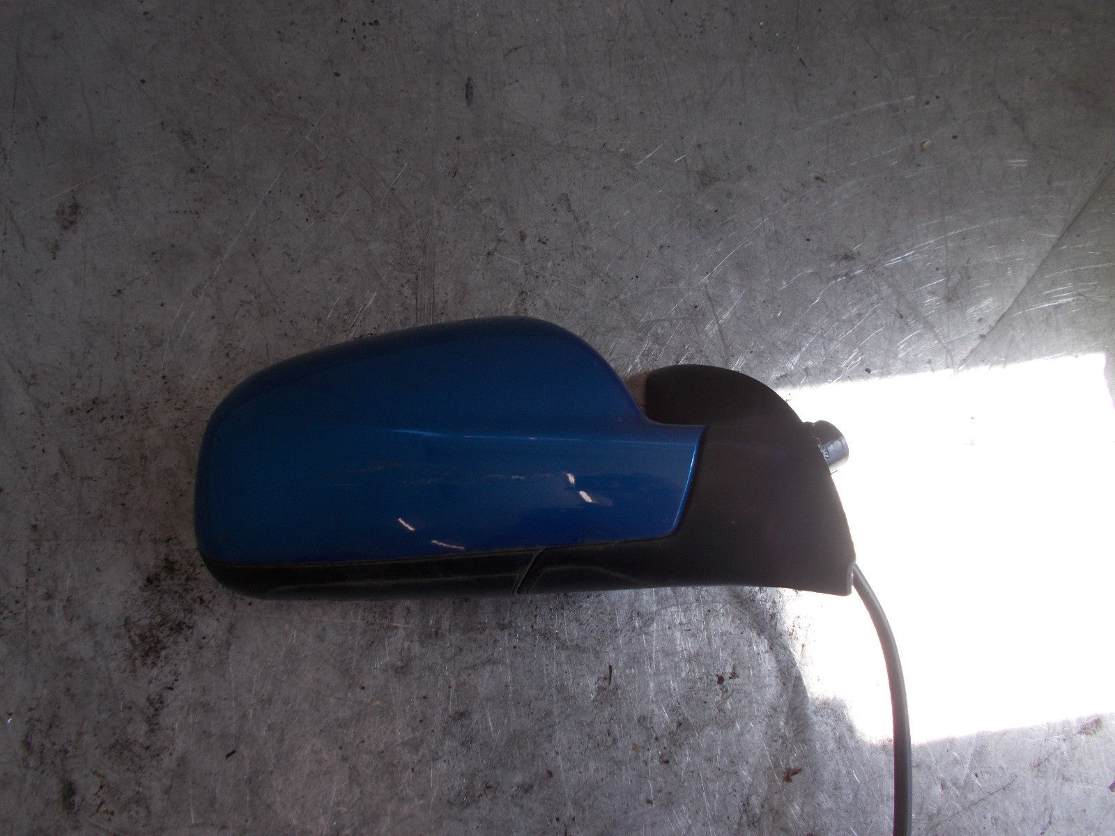 PEUGEOT 307 OS DRIVERS SIDE BLUE ELECTRIC WING MIRROR 96347739XT04