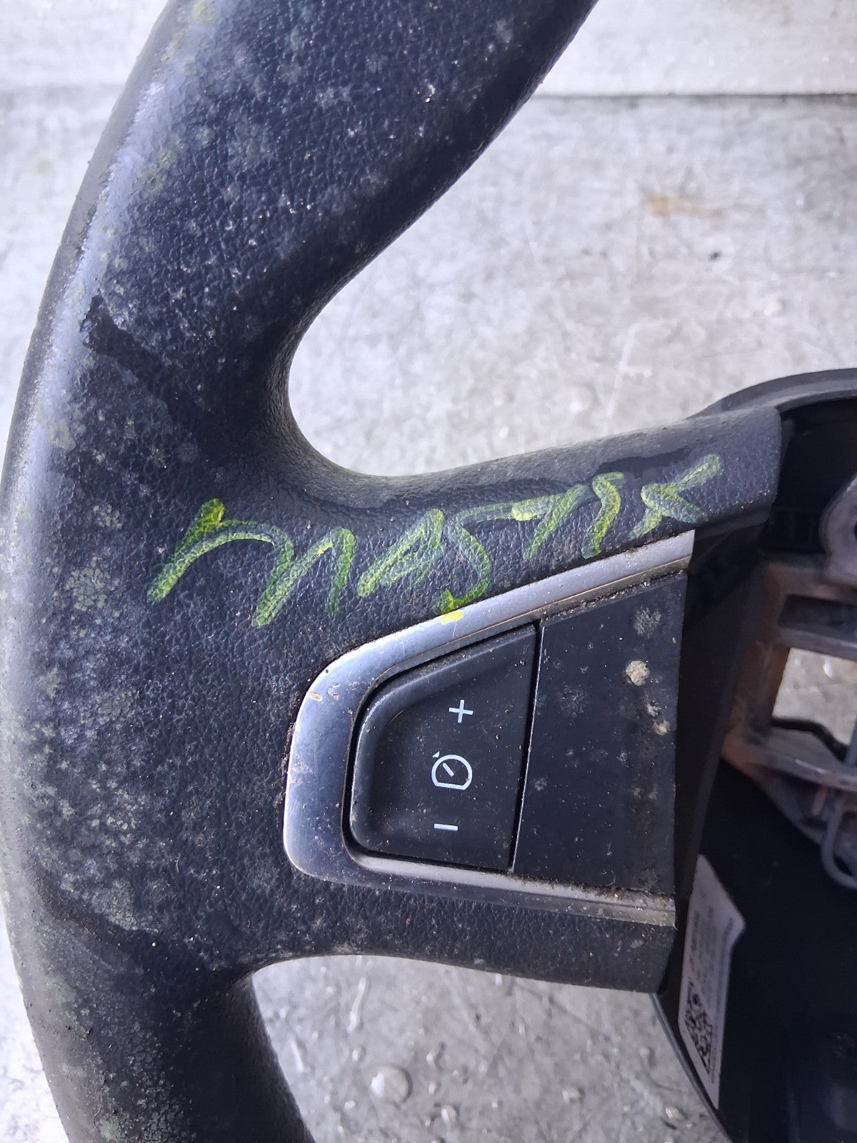 2023 RENAULT MASTER STEERING WHEEL 484005122R