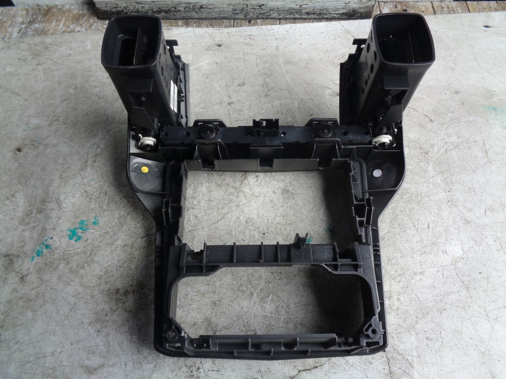 VAUXHALL ZAFIRA B MK2 2006 FRONT CENTRE CONSOLE SURROUND TRIM 13162556