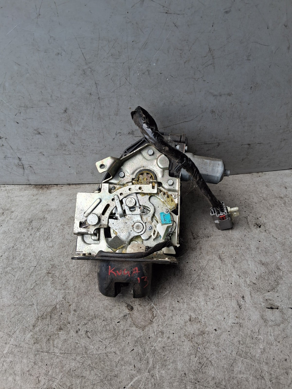 2013 FORD KUGA MK2 TAILGATE BOOT LID LOCK LATCH CATCH MECHANISM CV447843102B