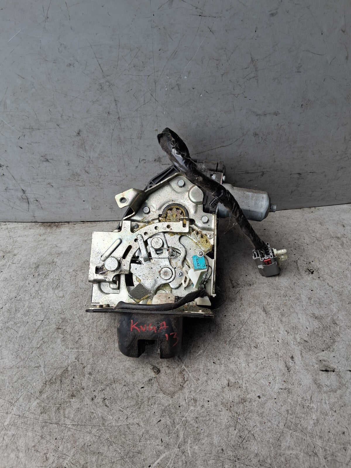 2013 FORD KUGA MK2 TAILGATE BOOT LID LOCK LATCH CATCH MECHANISM CV447843102B