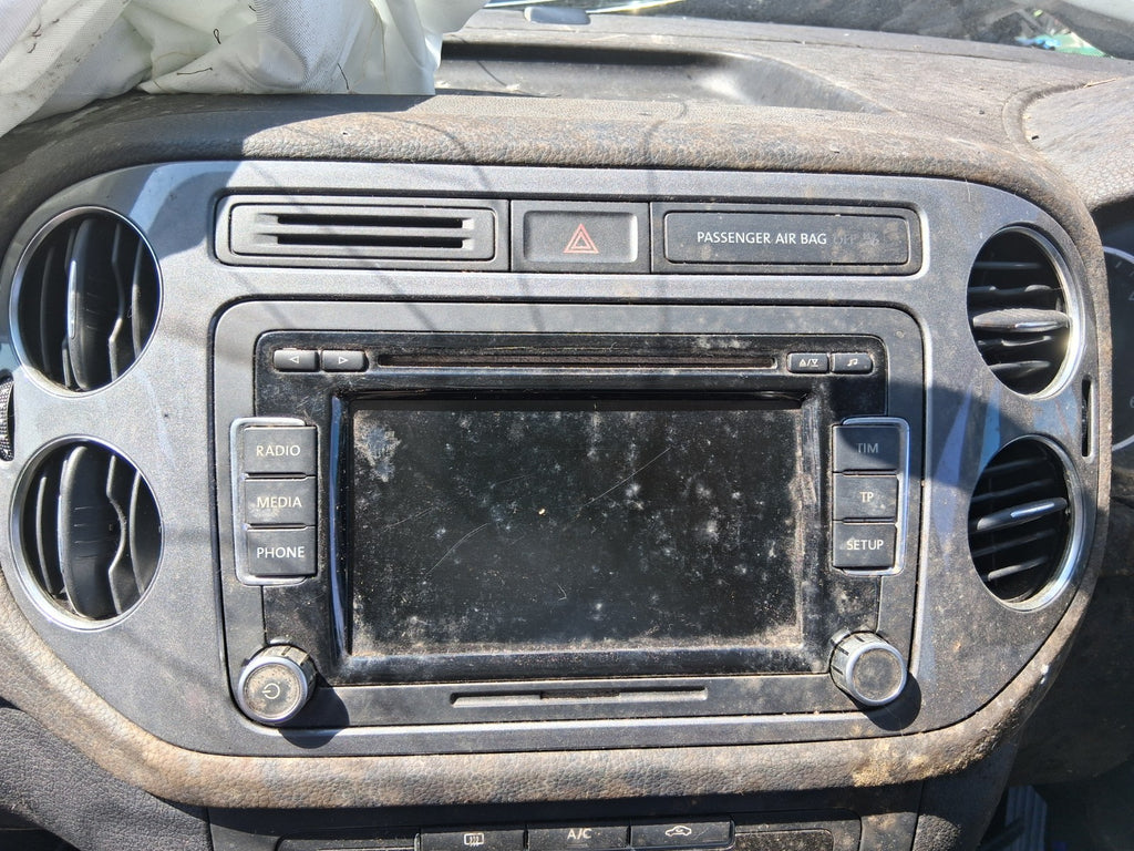 2013 VW VOLKSWAGEN TIGUAN MK1 RADIO CD PLAYER STEREO HEAD UNIT