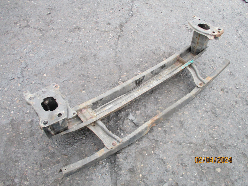 VW VOLKSWAGEN PASSAT B6 2008 FRONT BUMPER CRASH BAR