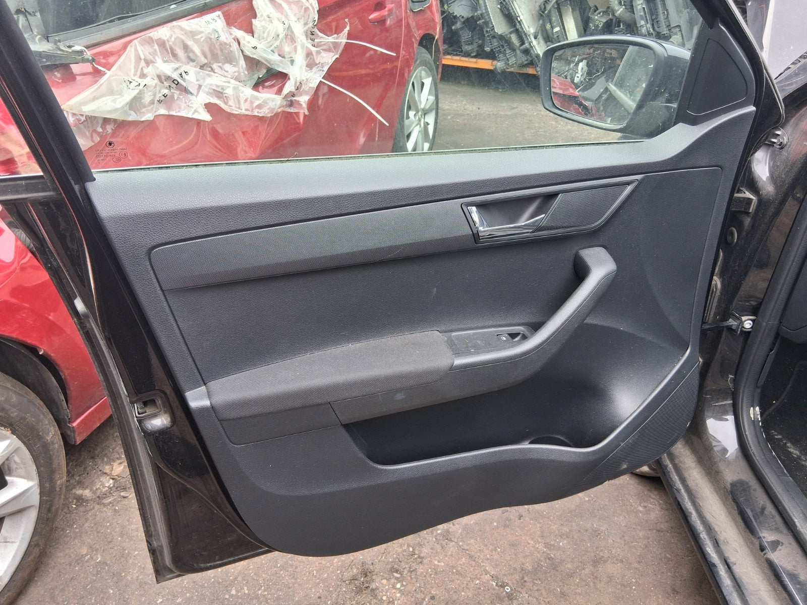 2020 SKODA FABIA MK3 NJ HATCHBACK NSF PASSENGER SIDE FRONT LEFT DOOR CARD PANEL