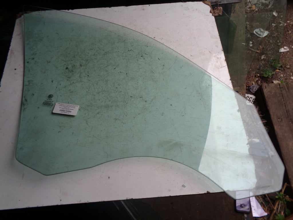 ALFA ROMEO 159 2004-11 NSF PASSENGER SIDE FRONT DOOR WINDOW GLASS