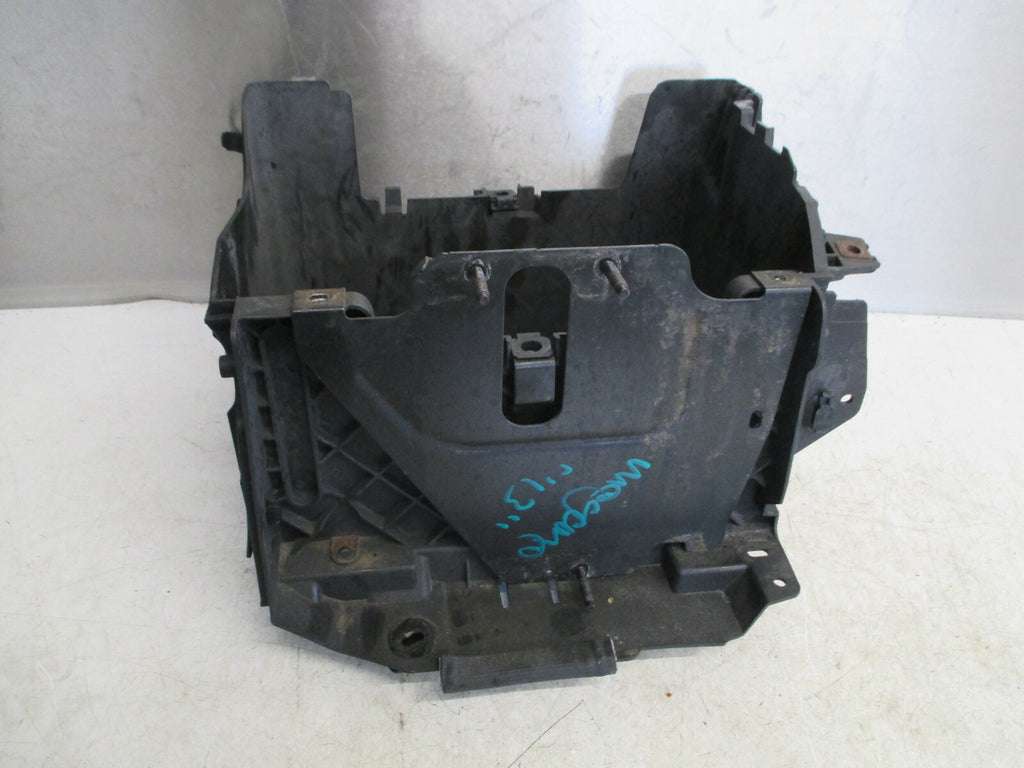 RENAULT MEGANE MK3 2013 BATTERY BOX TRAY SUPPORT CRADLE TIE DOWN 244289148R