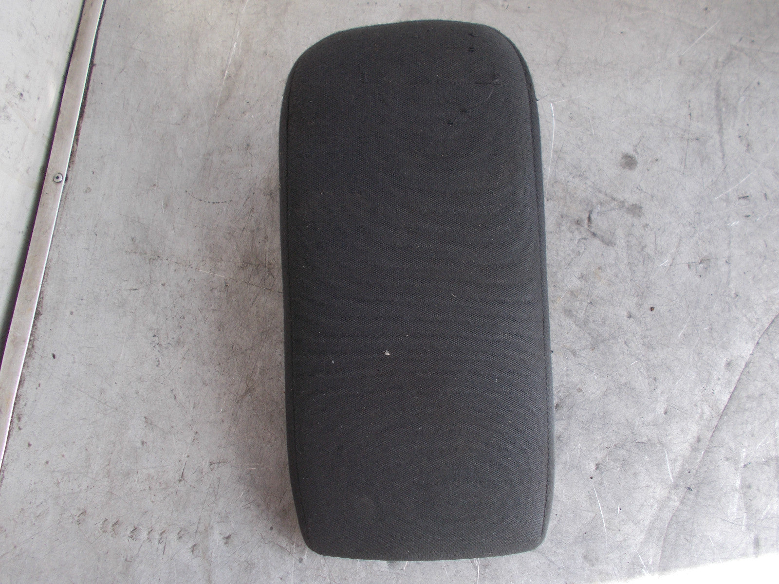 RENAULT MEGANE 2006 MK2 CENTRE CONSOLE ARM REST