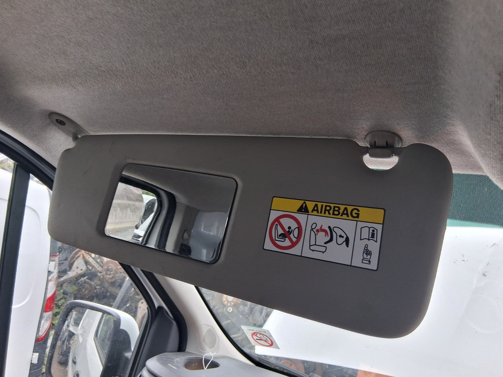 2024 RENAULT TRAFIC X82 MK3 NSF PASSENGER SIDE FRONT SUN VISOR SHADE