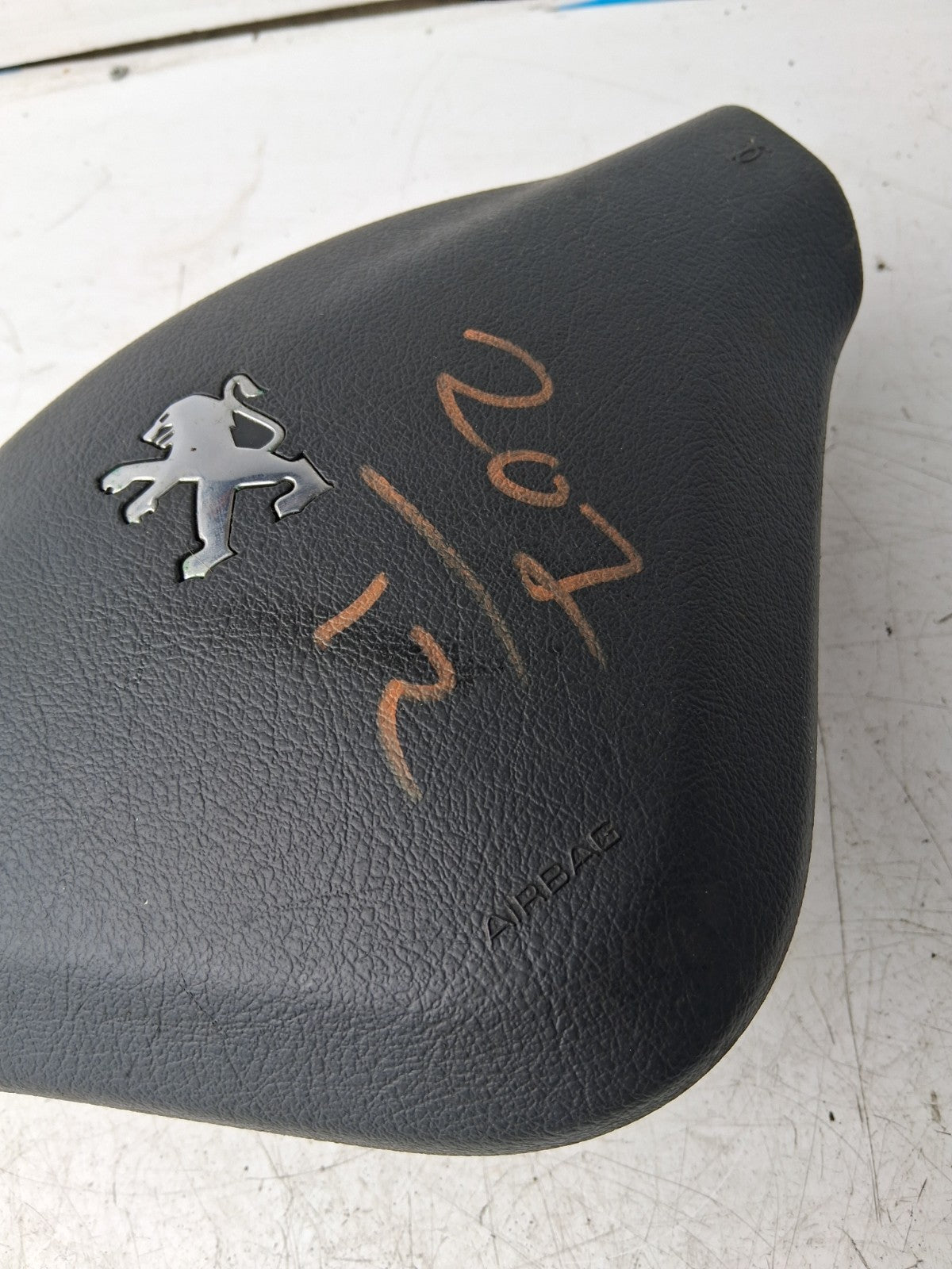 2012 PEUGEOT 207 STEERING WHEEL AIRBAG 96701085ZD