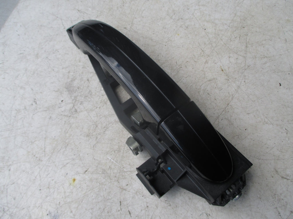 FORD MONDEO MK4 2010 NSF PASSENGER SIDE FRONT EXTERIOR DOOR HANDLE BRACKET BLACK