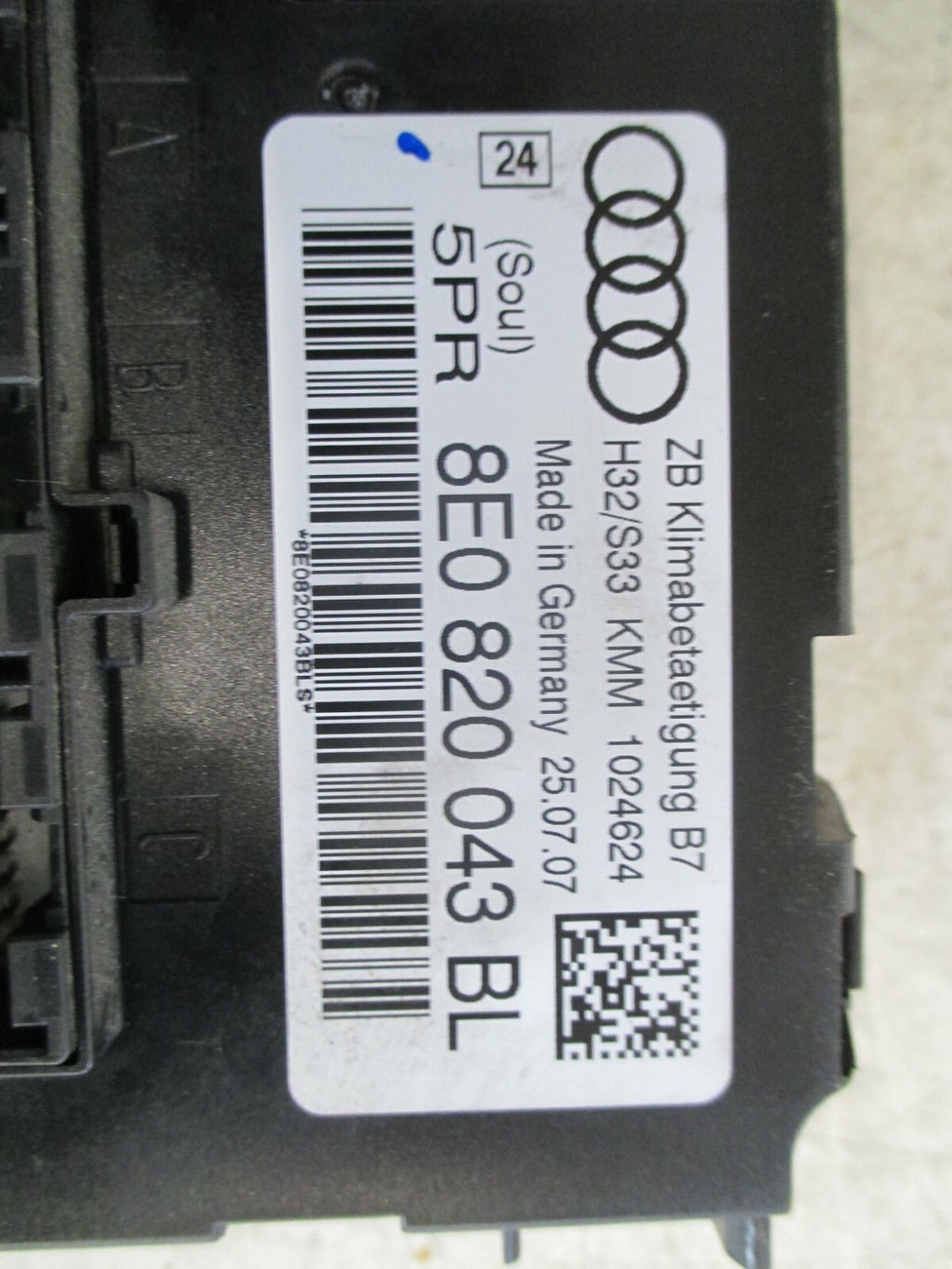 AUDI A4 2007 B7 CLIMATE CONTROL PANEL UNIT 8E0820043BL