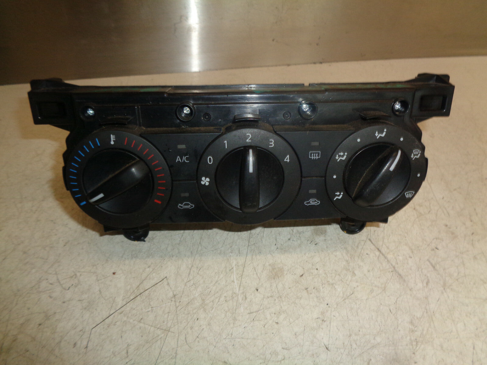 MAZDA 2 DJ MK3 2015 HEATER CLIMATE CONTROL SWITCH PANEL UNIT