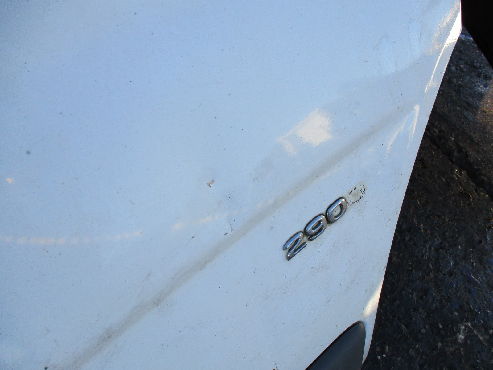 VAUXHALL VIVARO RENAULT TRAFIC X83 MK2 OSF DRIVER SIDE FRONT DOOR BARE WHITE