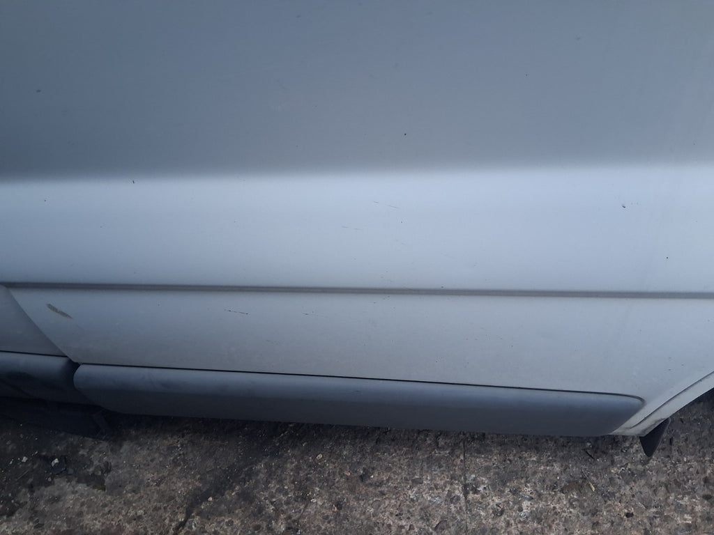 2014 VAUXHALL VIVARO MK1 OSF DRIVER SIDE FRONT RIGHT BARE DOOR WHITE