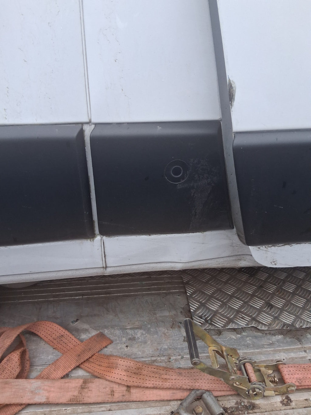 2025 FIAT DUCATO MK3 HIGH ROOF OSF DRIVER SIDE FRONT RIGHT TRIM PANEL MOULDING