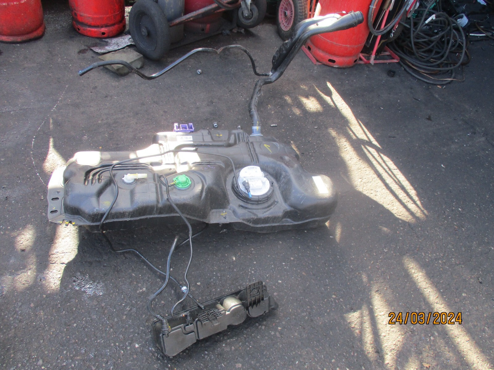 CITROEN C4 MK3 2022 1.2 PETROL FUEL TANK PUMP 9845925080