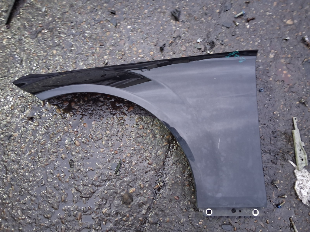 2015 MERCEDES W204 C CLASS NSF PASSENGER SIDE FRONT LEFT WING PANEL BLACK