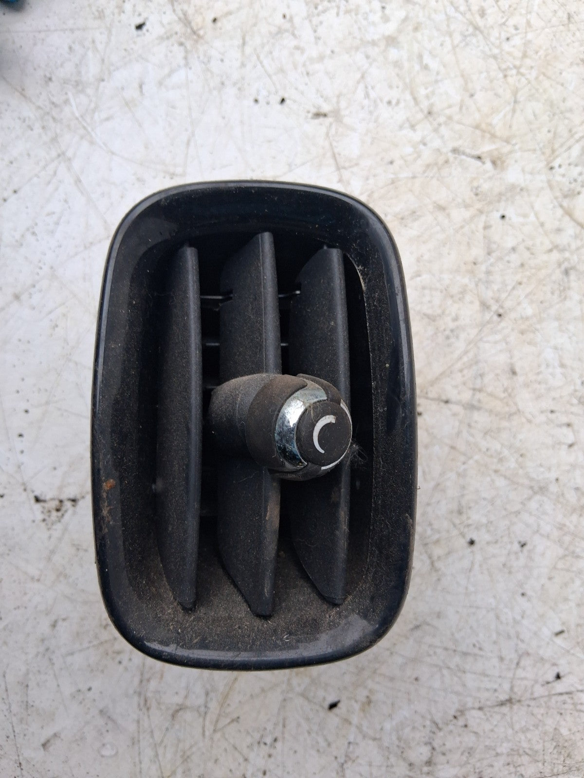 2021 BMW MINI COUNTRYMAN F60 NSF PASSENGER SIDE FRONT LEFT AIR VENT 190507