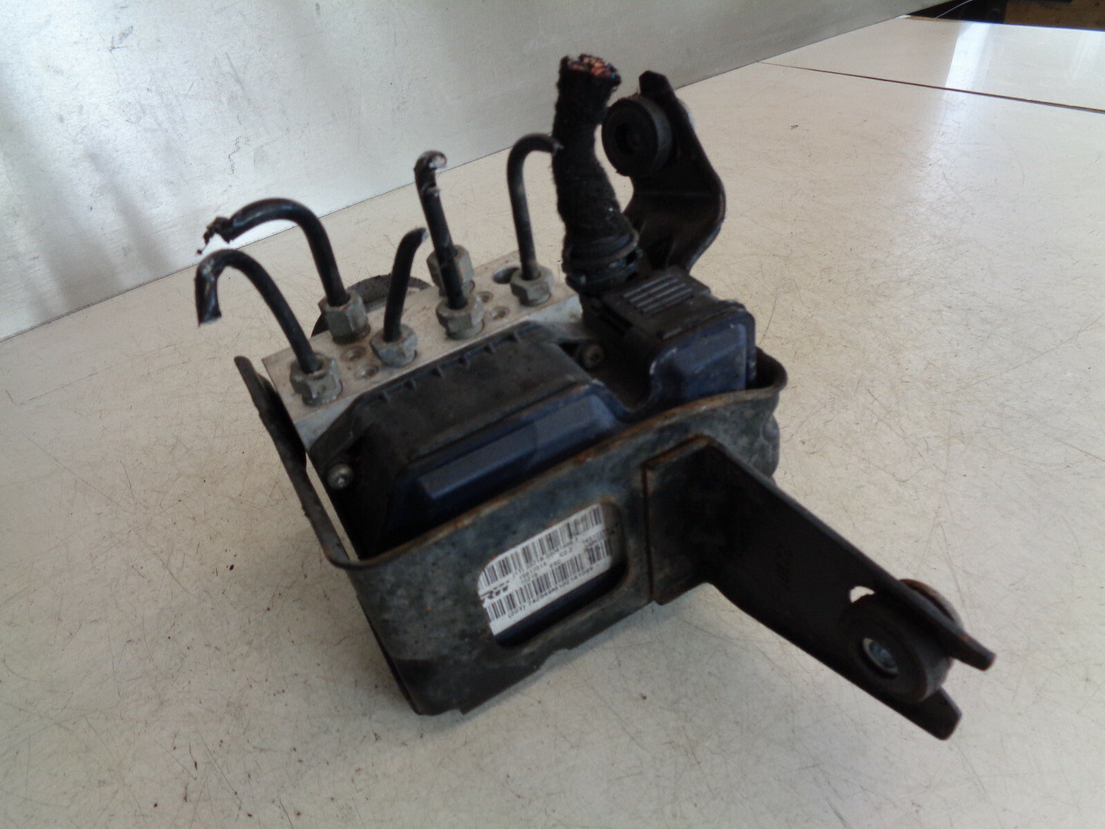 VAUXHALL INSIGNIA A MK1 2010 ABS PUMP CONTROL MODULE ECU 13332549