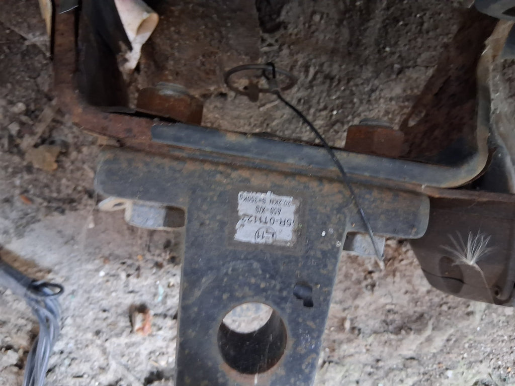 2015 FORD TRANSIT COURIER MK1 REAR METAL TOW BAR WITH ELECTRICS