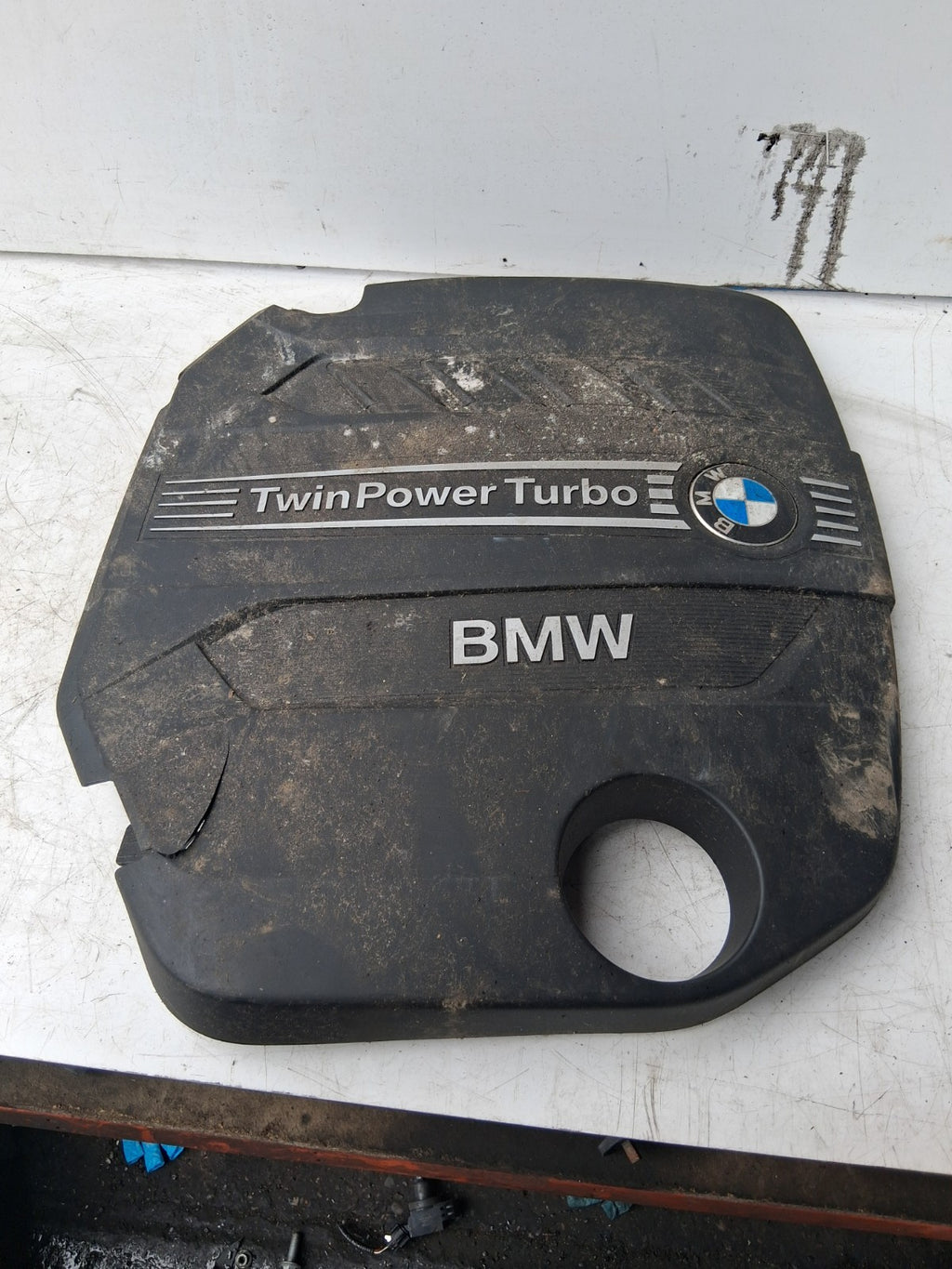 2010 BMW 5 SERIES F10 2.0 DIESEL ENGINE COVER 7802847