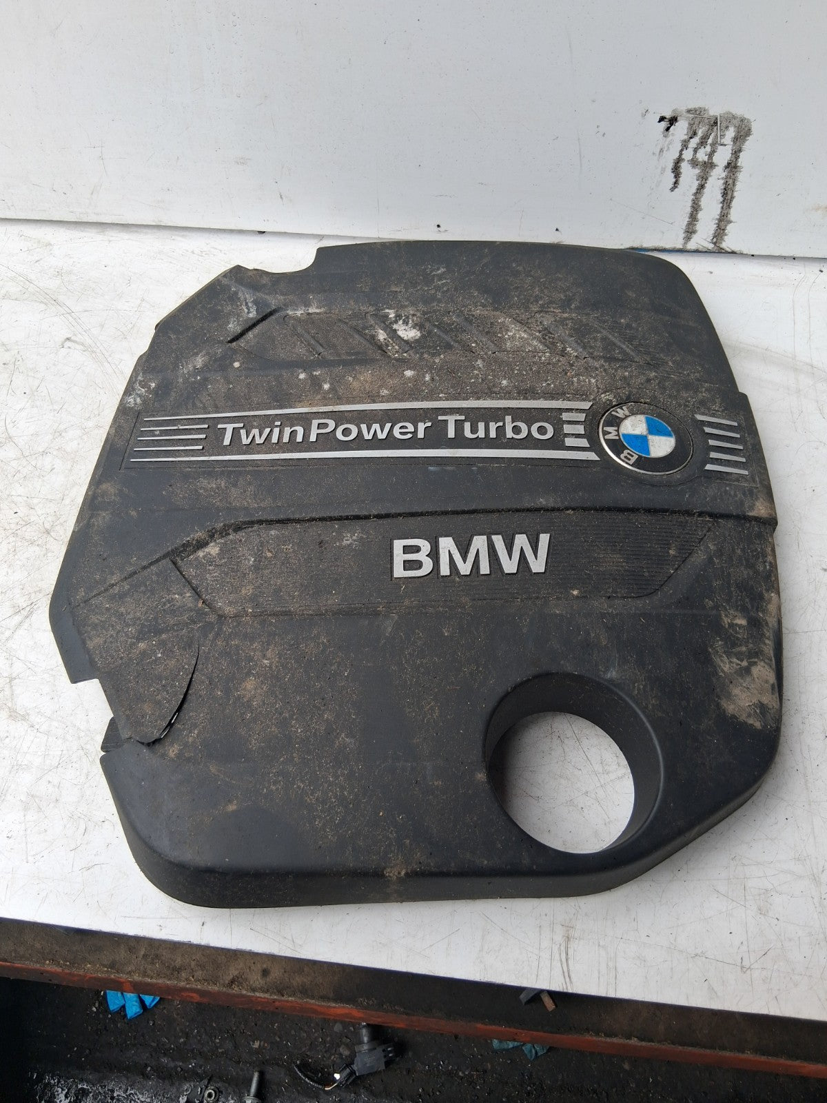 2010 BMW 5 SERIES F10 2.0 DIESEL ENGINE COVER 7802847