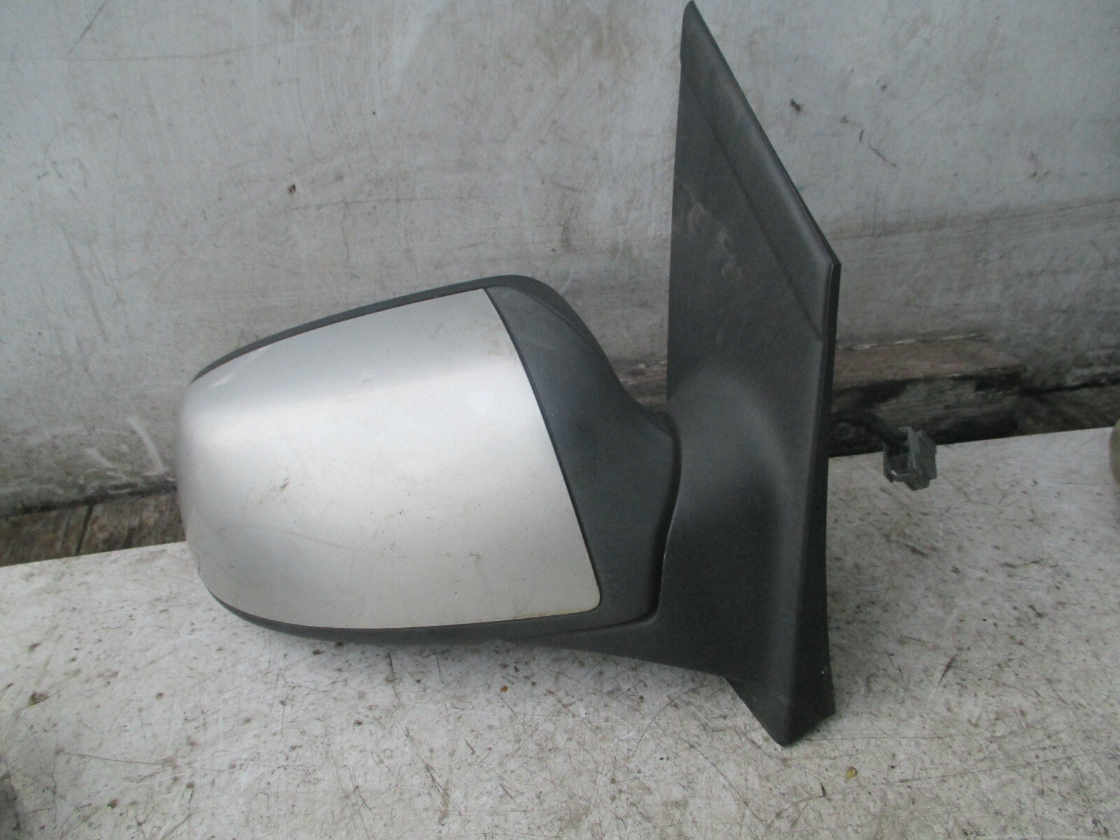 FORD FOCUS MK2  2007 NS PASSENGER SIDE ELECTRIC DOOR WING MIRROR