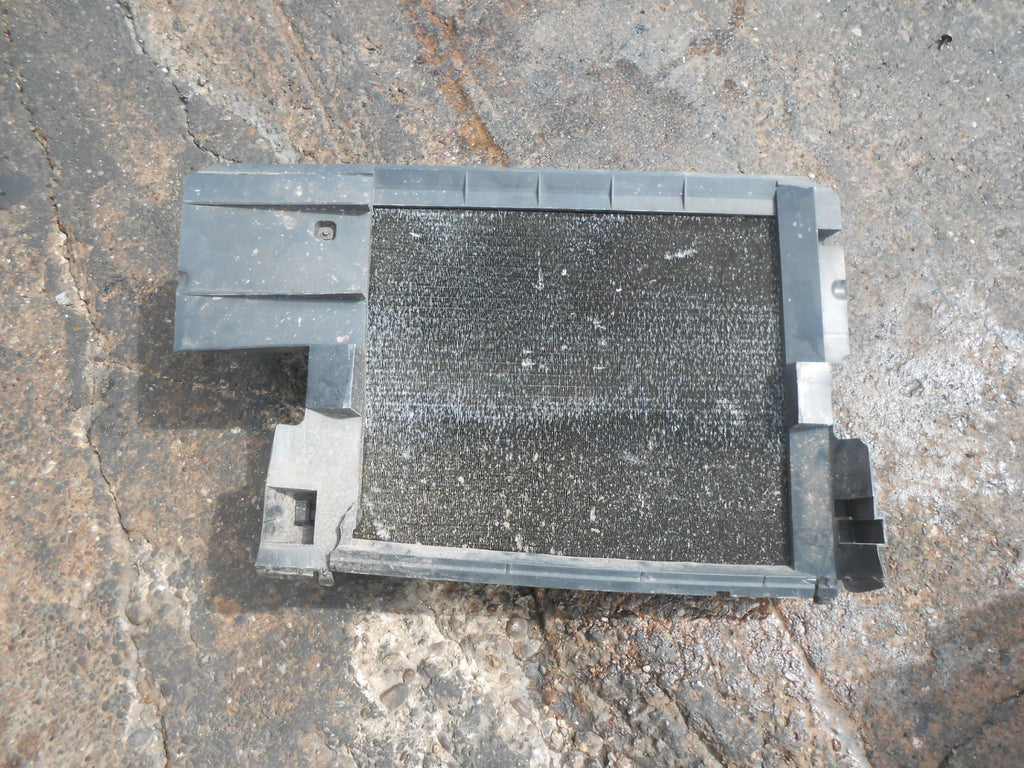 RENAULT CLIO MK2 2004 1.2 16V RADIATOR RAD PACK FAN 7700428659J