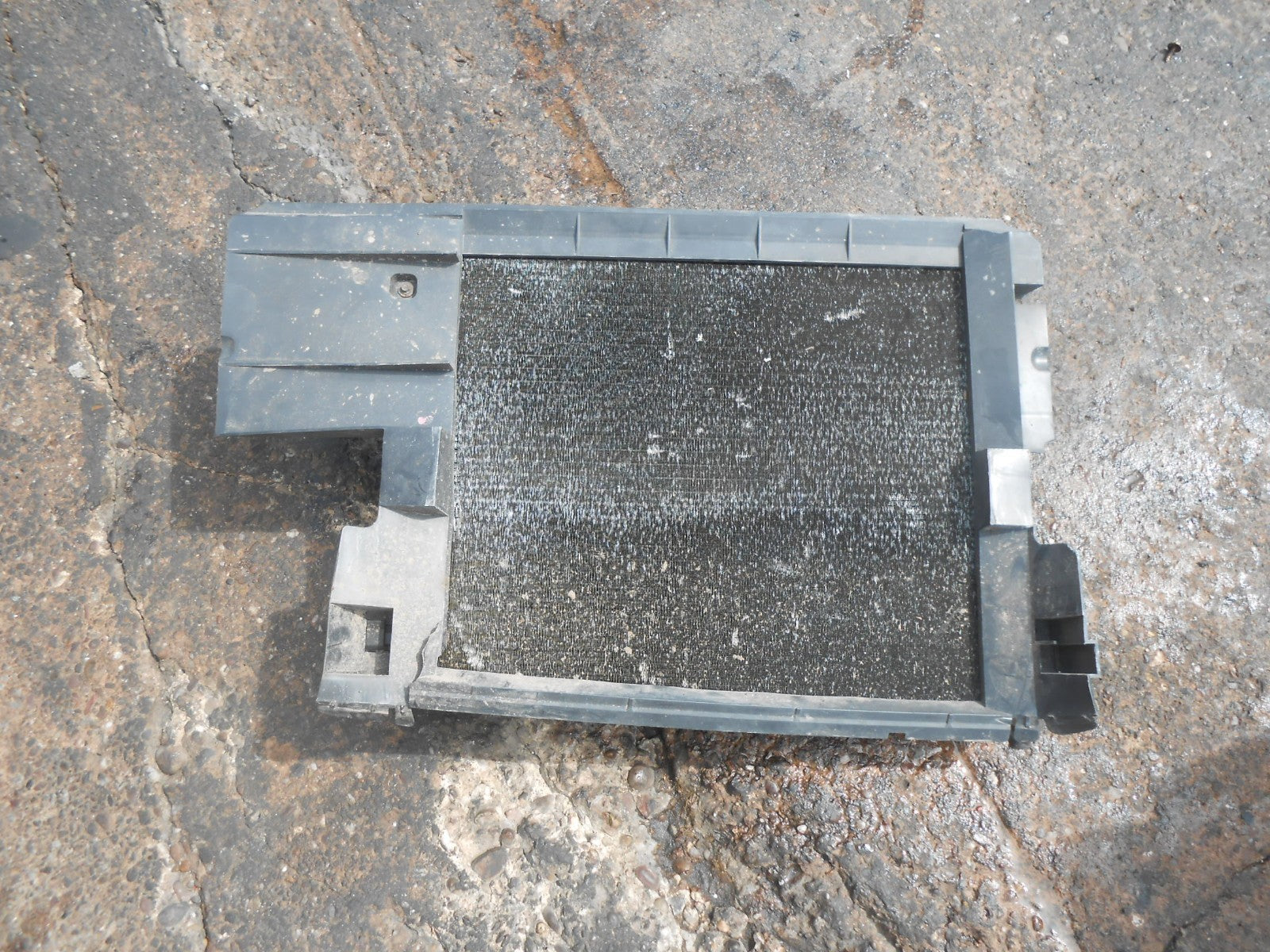 RENAULT CLIO MK2 2004 1.2 16V RADIATOR RAD PACK FAN 7700428659J