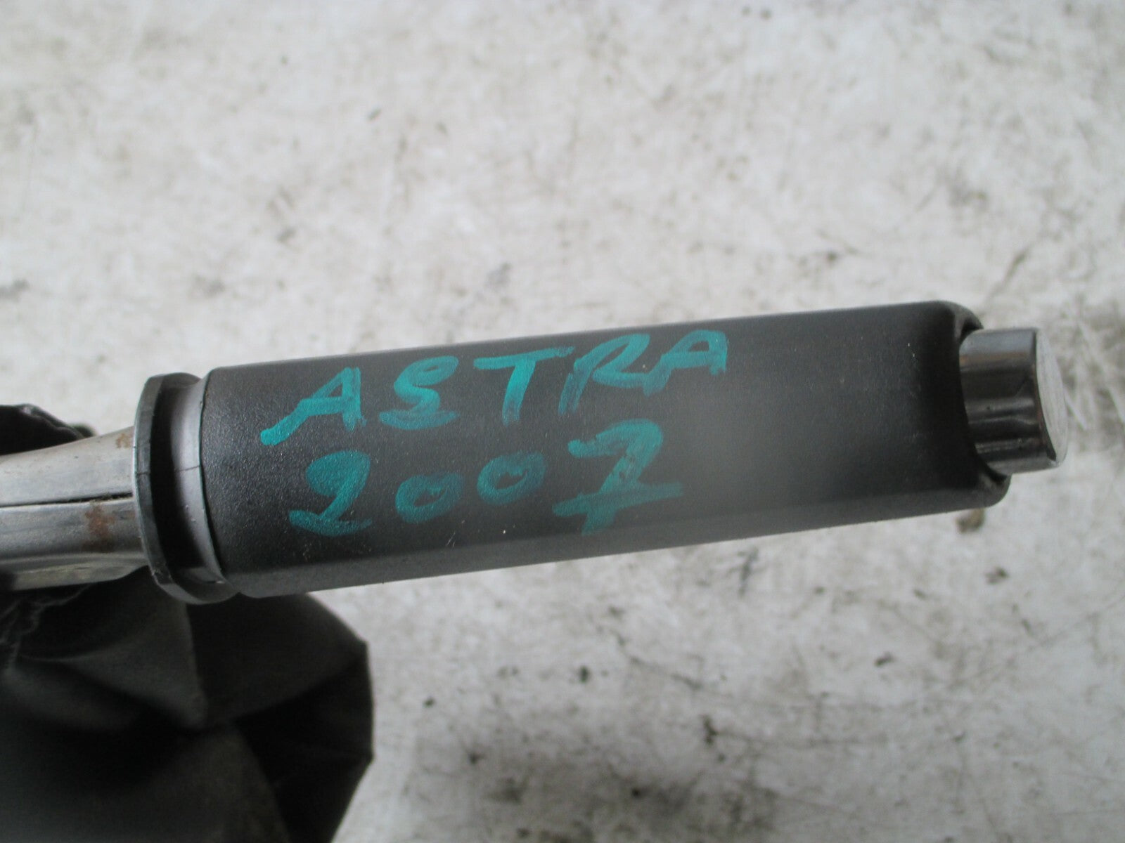 VAUXHALL ASTRA H 2007 HANDBRAKE HANDLE LEVER MECHANISM 13122307