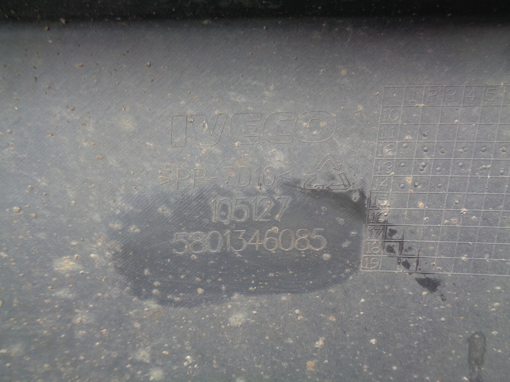 IVECO DAILY VAN MK5 2015 FRONT COMPLETE BUMPER PLASTIC GREY 5801346085