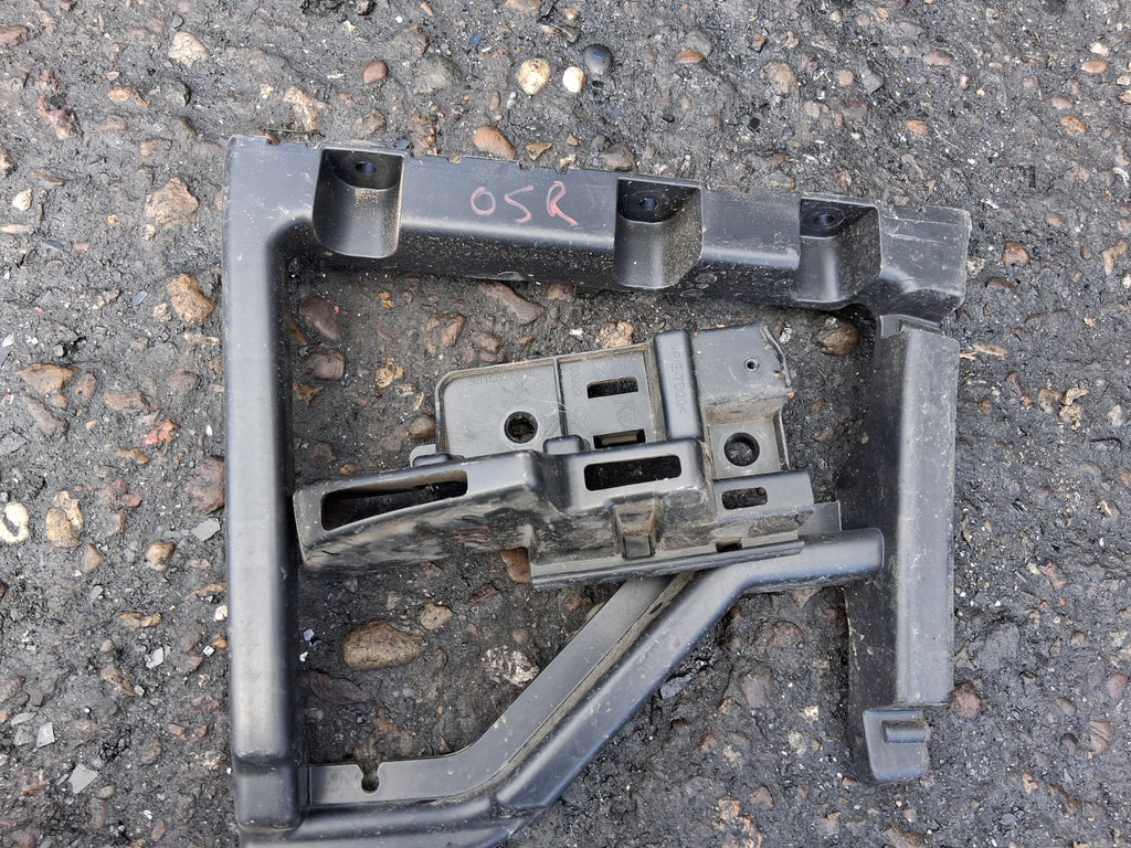 2023 CITROEN BERLINGO MK3 OSR DRIVER SIDE REAR BUMPER BRACKET 9816808880