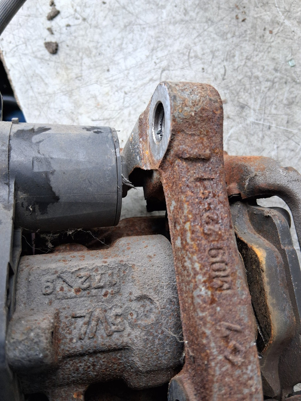 2018 PEUGEOT 5008 REAR CALIPER AD777014