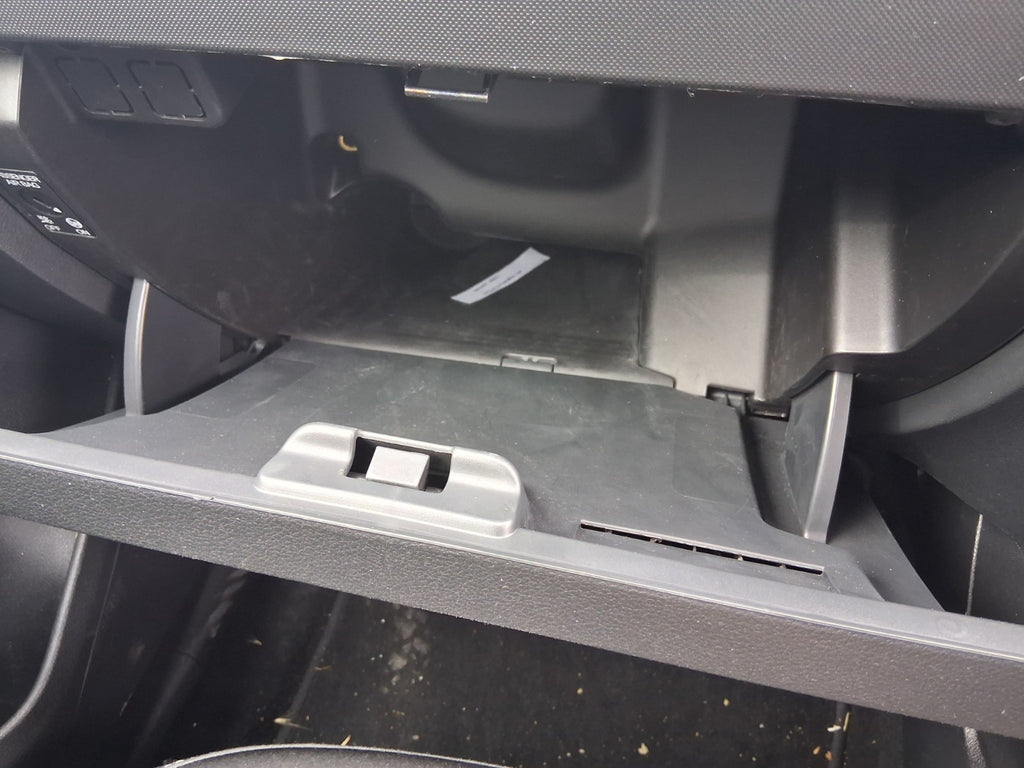 2020 SKODA FABIA MK3 NJ HATCHBACK FRONT DASHBOARD STORAGE COMPARTMENT GLOVEBOX