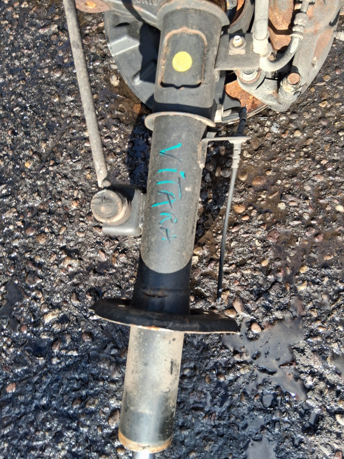 2022 SUZUKI VITARA MK4 1.4 PETROL OSF DRIVER SIDE FRONT RIGHT HUB SHOCK LEG