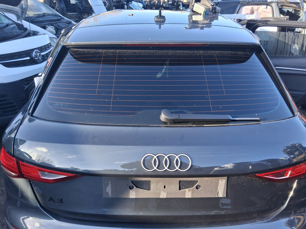 2025 AUDI A3 8Y HATCHBACK FACELIFT REAR BOOTLID TAILGATE BOOT BARE GREY LX7L