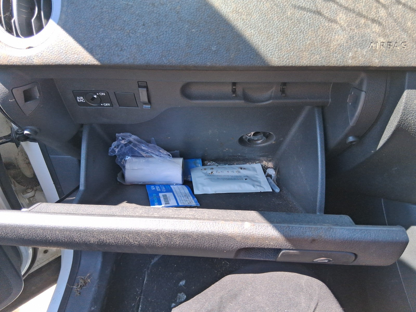2013 VW VOLKSWAGEN TIGUAN NS PASSENGER SIDE STORAGE GLOVEBOX