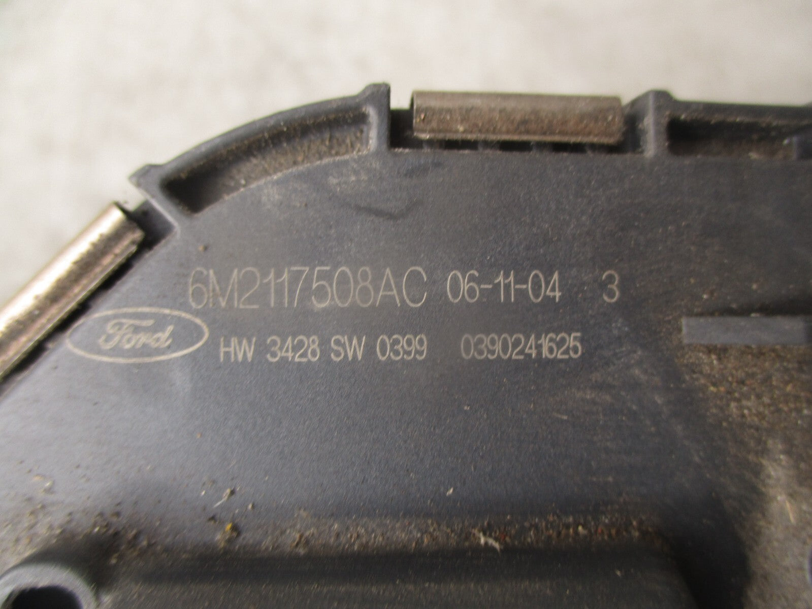 2007 FORD S MAX NS PASSENGER FRONT WINDSCREEN WIPER MOTOR 6M2117508AC