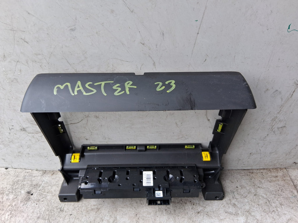 2023 RENAULT MASTER MK3 RADIO CD PLAYER HAZARD BUTTON TRIM COVER 283E81404R
