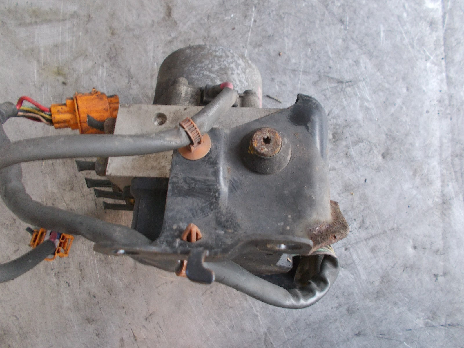 HONDA CRV MK1 2001 ABS PUMP & CONTROL MODULE A4044001056