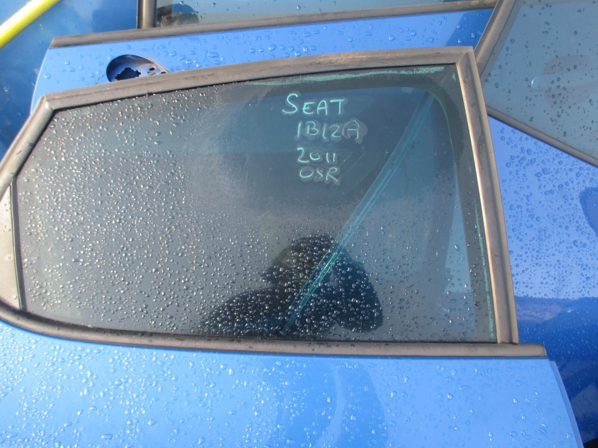 SEAT IBIZA MK4 2011 OSR DRIVER SIDE REAR COMPLETE DOOR BLUE